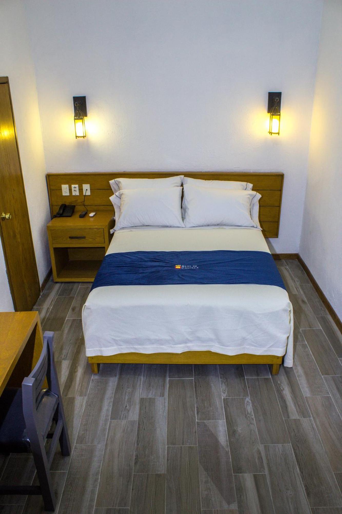 Hotel Real De Castilla Colonial กัวดาลาฮารา ห้อง รูปภาพ